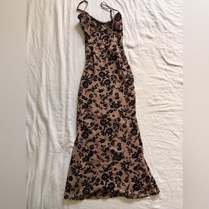 Elegant Floral Lacey Dress in Black and Tan
